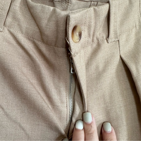 Urban Outfitters wide leg pleated front trouser pants size 4 - Picture 3 of 5